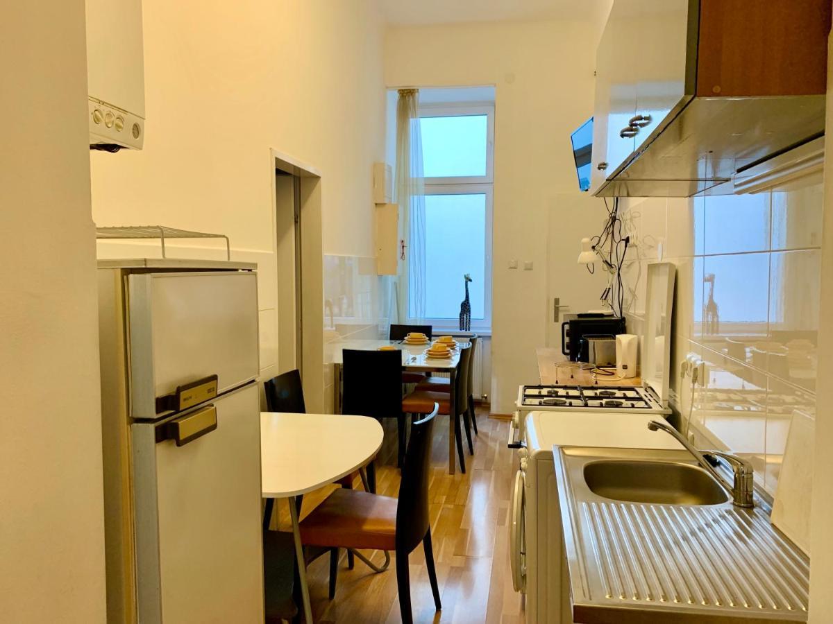 Raisa Apartments Lerchenfelder Guertel 30 Вена Экстерьер фото